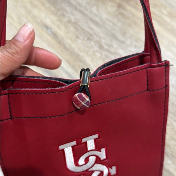 Alan Stuart Red Tote with Structured Design - Picture 6 of 7